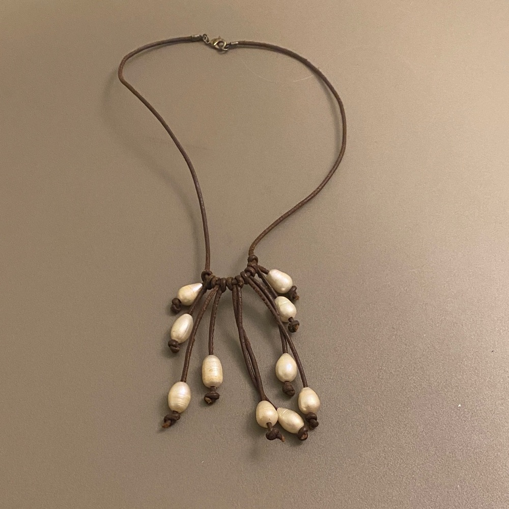 Chic Brown Leather Waterfall Necklace with Freshwater Pearls